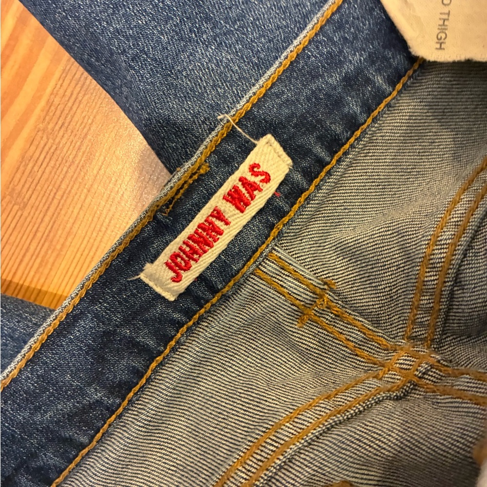Johnny Was embroidered cropped flare jeans boho raw hem denim size 29 - Picture 9 of 9